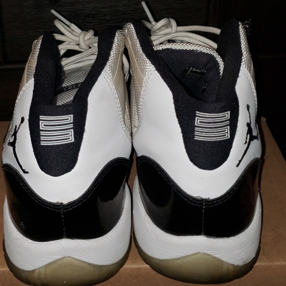 Retro 11s, White and black concords